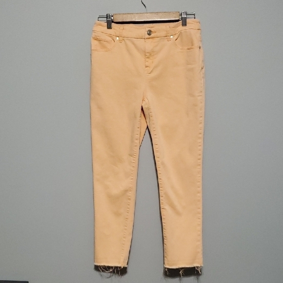 Chico's Jeans Womens Size 4 Chicos 0 Peach So Slimming Girlfriend Slim Leg Ankle - Picture 1 of 12
